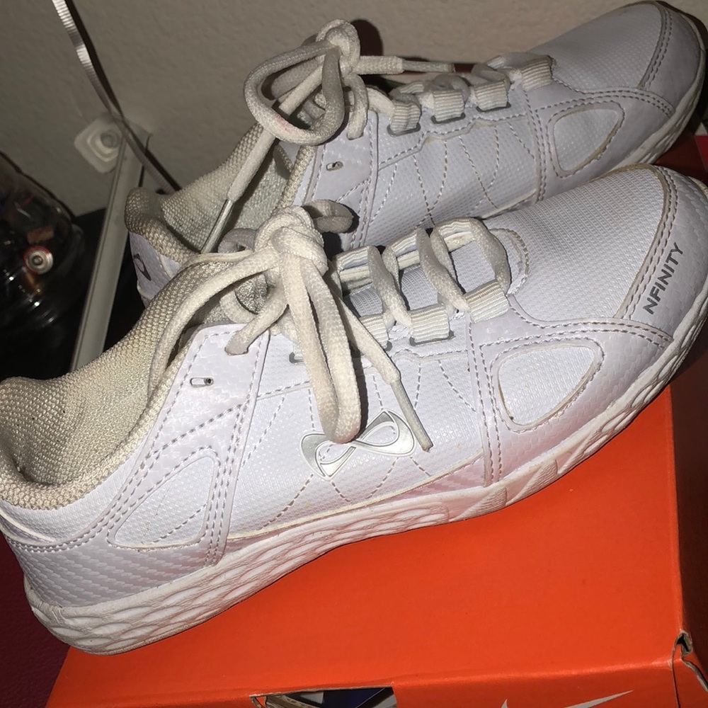 Nfinity cheer shoes
